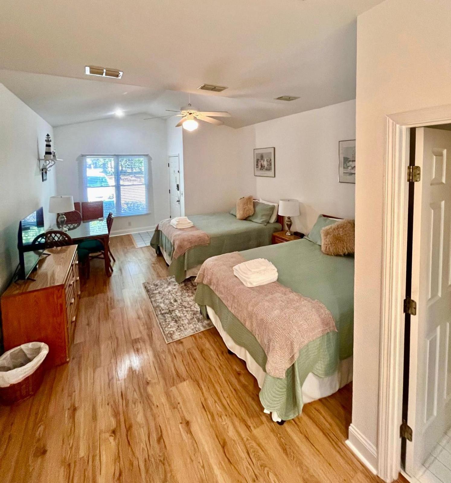 Beautiful Newly Remodeled Mini Suite At Sea Trail Resort Sunset Beach Exterior photo